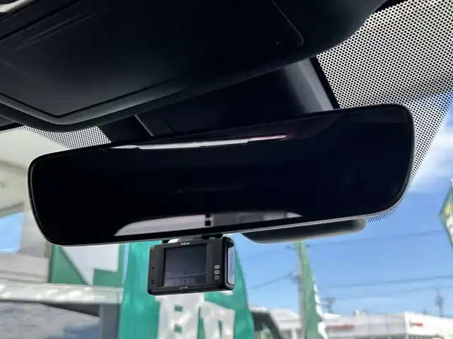 レクサス ＲＸ 300 Fスポーツ 愛知県 2022(令4)年 1.7万km ホワイトノーヴァガラスフレーク ワンオーナー/メモリナビ/フルセグテレビ/バックカメラ/ブラインドスポットモニター/リアくろストラフィックアラート/ヘッドアップディスプレイ/パワーシート/レザーシート/シートヒーター/エアシート/シートメモリー/ステアリングスイッチ/ステアリングヒーター/アイドリングストップ/ウィンカーミラー/レーダークルーズコントロール/電動パーキングブレーキ/オートマチックハイビーム/前後コーナーセンサー/レーンキープアシスト/サンルーフ/後席シェード/プッシュスタート/パワーバックドア/ビルトイン2.0ETC/保証書/取扱説明書/スマートキー2本
