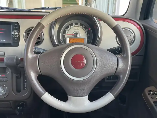 スズキ ラパン ショコラ G 道央・札幌 2014(平26)年 6.6万km ブルーイッシュブラックパール3 ・4WD/・純正ナビ（BT&ワンセグ）/・社外ドライブレコーダー/・電動格納ミラー/・プッシュスタート/・インテリキー/・HIDヘッドライト/・オートライト/・D側シートヒーター/・純正フロアマット/・純正スチールホイール付きサマータイヤ