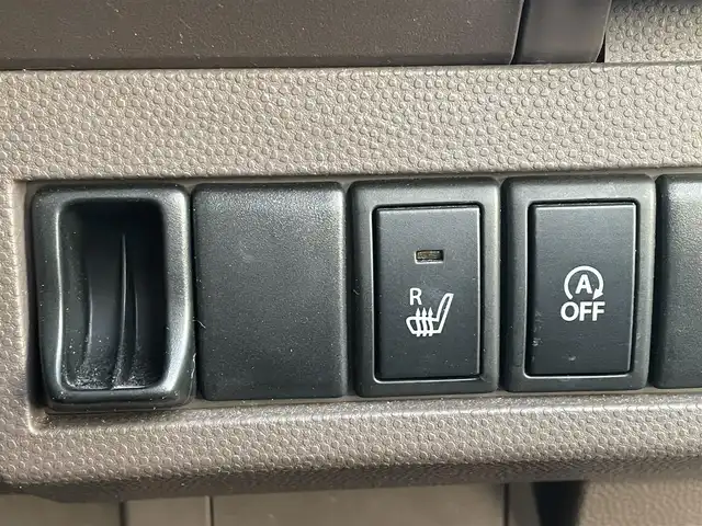 スズキ ラパン ショコラ G 道央・札幌 2014(平26)年 6.6万km ブルーイッシュブラックパール3 ・4WD/・純正ナビ（BT&ワンセグ）/・社外ドライブレコーダー/・電動格納ミラー/・プッシュスタート/・インテリキー/・HIDヘッドライト/・オートライト/・D側シートヒーター/・純正フロアマット/・純正スチールホイール付きサマータイヤ