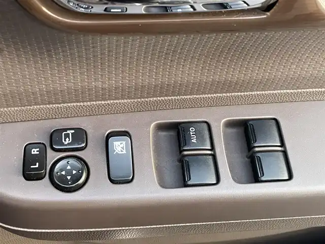 スズキ ラパン ショコラ G 道央・札幌 2014(平26)年 6.6万km ブルーイッシュブラックパール3 ・4WD/・純正ナビ（BT&ワンセグ）/・社外ドライブレコーダー/・電動格納ミラー/・プッシュスタート/・インテリキー/・HIDヘッドライト/・オートライト/・D側シートヒーター/・純正フロアマット/・純正スチールホイール付きサマータイヤ