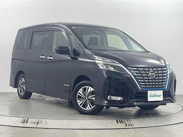 日産 セレナ e－パワー ハイウェイスター V 埼玉県 2021(令3)年 5.9万km ダイヤモンドブラック 純正SDナビ　/全方位カメラ　/ＢＳＭ　/シートヒーター　/プロパイロット　/ビルトインＥＴＣ　/デジタルインナーミラー　/ドライブレコーダー　/ステアリングヒーター　/両側パワースライドドア　/ブレードホールド　/ＬＥＤ/純正フロアマット/純正アルミホイール/フロントフォグランプ/ウィンカーミラー/ドアバイザー/プッシュスタート/スマートキー