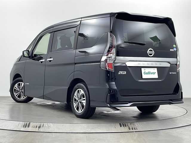 日産 セレナ e－パワー ハイウェイスター V 埼玉県 2021(令3)年 5.9万km ダイヤモンドブラック 純正SDナビ　/全方位カメラ　/ＢＳＭ　/シートヒーター　/プロパイロット　/ビルトインＥＴＣ　/デジタルインナーミラー　/ドライブレコーダー　/ステアリングヒーター　/両側パワースライドドア　/ブレードホールド　/ＬＥＤ/純正フロアマット/純正アルミホイール/フロントフォグランプ/ウィンカーミラー/ドアバイザー/プッシュスタート/スマートキー