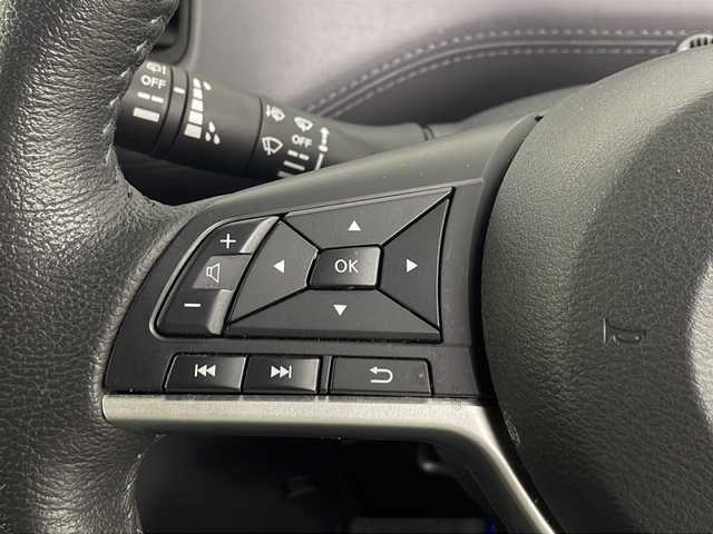 日産 セレナ e－パワー ハイウェイスター V 埼玉県 2021(令3)年 5.9万km ダイヤモンドブラック 純正SDナビ　/全方位カメラ　/ＢＳＭ　/シートヒーター　/プロパイロット　/ビルトインＥＴＣ　/デジタルインナーミラー　/ドライブレコーダー　/ステアリングヒーター　/両側パワースライドドア　/ブレードホールド　/ＬＥＤ/純正フロアマット/純正アルミホイール/フロントフォグランプ/ウィンカーミラー/ドアバイザー/プッシュスタート/スマートキー