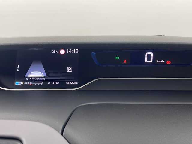 日産 セレナ e－パワー ハイウェイスター V 埼玉県 2021(令3)年 5.9万km ダイヤモンドブラック 純正SDナビ　/全方位カメラ　/ＢＳＭ　/シートヒーター　/プロパイロット　/ビルトインＥＴＣ　/デジタルインナーミラー　/ドライブレコーダー　/ステアリングヒーター　/両側パワースライドドア　/ブレードホールド　/ＬＥＤ/純正フロアマット/純正アルミホイール/フロントフォグランプ/ウィンカーミラー/ドアバイザー/プッシュスタート/スマートキー