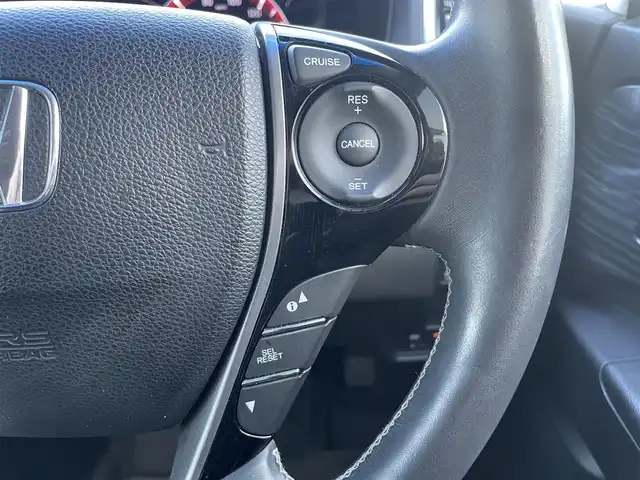 ホンダ オデッセイ アブソルート EX 静岡県 2014(平26)年 7.8万km プレミアムヴィーナスブラックP 純正ナビ/純正フリップダウンモニター/・フルセグTV/・Bluetooth接続/・DVD再生/・USB入力端子/クルーズコントロール/CTBA/BSM/両側パワースライドドア/プッシュスタート/スマートキー/バックカメラ/レザーシート/全席シートヒーター/運転席パワーシート/LEDオートライト/取扱説明書/保証書