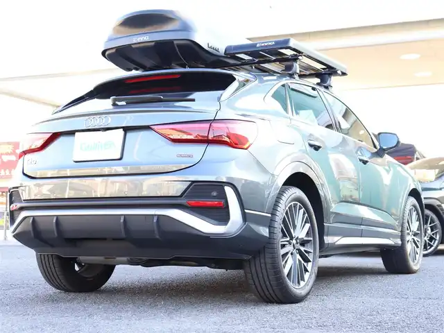 アウディ アウディ Ｑ３ SB 35TDIクワトロ Sライン 神奈川県 2023(令5)年 2.1万km グレー ワンオーナー/コンビニエンス/アシスタントパッケージ/プラスパッケージ/テクノロジーパッケージ/純正ナビ/全方位カメラ/ミラー型ドライブレコーダー/クルーズコントロール/プッシュスタート/ETC2.0/LEDヘッドライト/保証書/取説/記録(R.6.7)/スペアスマートキー/ルーフキャリア/ルーフラック