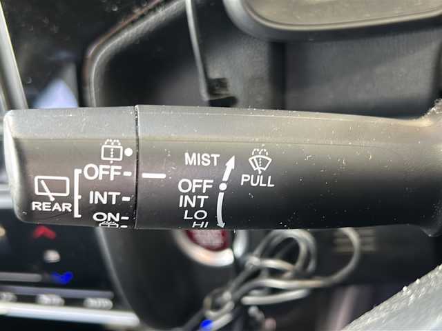 ホンダ フィット 13G Fパッケージ 愛媛県 2017(平29)年 2万km プレミアムホワイトパールⅡ Gorillaポータブルナビ(ワンセグTV/SD)/ETC/スペアキー/社外フロアマット