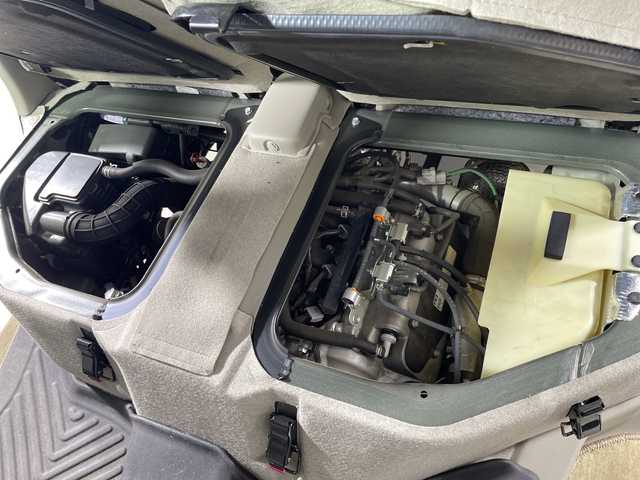 日産 ＮＶ１００クリッパー リオ G 神奈川県 2021(令3)年 3.2万km Ｄグリーン 純正7インチSDナビ(MJ120D-W)/前後ドライブレコーダー/衝突被害軽減システム/車線逸脱警報/バックカメラ/両側パワースライドドア/横滑り防止装置/ETC/LEDヘッドライト/オートライト/ウィンカーミラー/電動格納ミラー/プッシュスタート/スマートキー/フロアマット