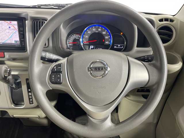 日産 ＮＶ１００クリッパー リオ G 神奈川県 2021(令3)年 3.2万km Ｄグリーン 純正7インチSDナビ(MJ120D-W)/前後ドライブレコーダー/衝突被害軽減システム/車線逸脱警報/バックカメラ/両側パワースライドドア/横滑り防止装置/ETC/LEDヘッドライト/オートライト/ウィンカーミラー/電動格納ミラー/プッシュスタート/スマートキー/フロアマット