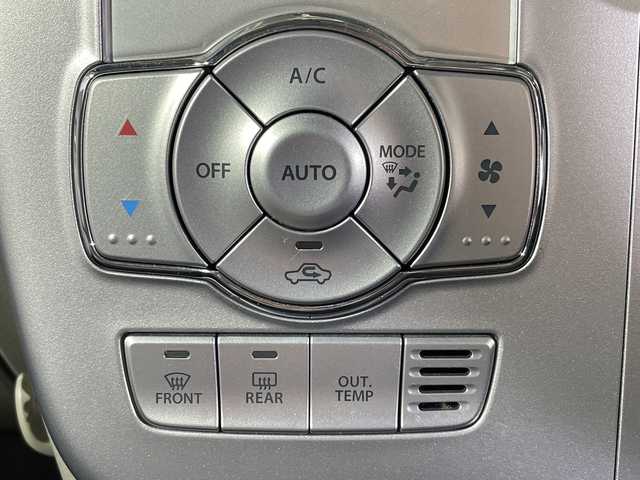 日産 ＮＶ１００クリッパー リオ G 神奈川県 2021(令3)年 3.2万km Ｄグリーン 純正7インチSDナビ(MJ120D-W)/前後ドライブレコーダー/衝突被害軽減システム/車線逸脱警報/バックカメラ/両側パワースライドドア/横滑り防止装置/ETC/LEDヘッドライト/オートライト/ウィンカーミラー/電動格納ミラー/プッシュスタート/スマートキー/フロアマット