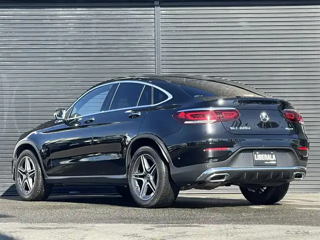 メルセデス・ベンツ ＧＬＣ２２０ d 4マチック クーペ AMGライン 山梨県 2020(令2)年 4.2万km オブシディアンブラック 後期　/パノラマＳＲ/ＲＳＰ/ＡＣＣ　/ＢＳＡ/ＬＫＡ/パイロットＡ　/純正メモリナビ　/全周囲Ｃ　/フルセグ　/ＢＴ　/カープレイ（サブスク）/Ｐシート　/シートＨ/Ｐバックドア　/Ａライト/Ａハイビーム　/スペアキー