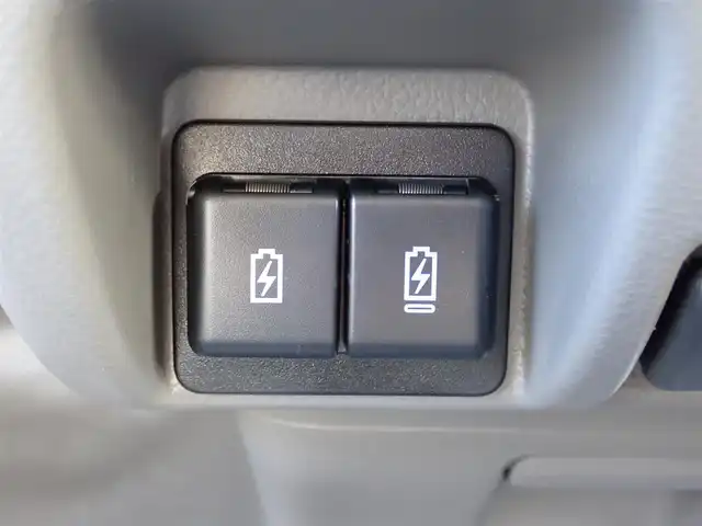 スズキ エブリイ PA リミテッド 千葉県 2025(令7)年 0.1千km スペリアホワイト ハロゲンヘッドライト/アイドリングストップ/横滑り防止装置/盗難防止装置/衝突軽減システム/後方コーナーセンサー/ABS/パワステ/パワーウィンドウ/エアバッグ/スマートキー/スペアキー