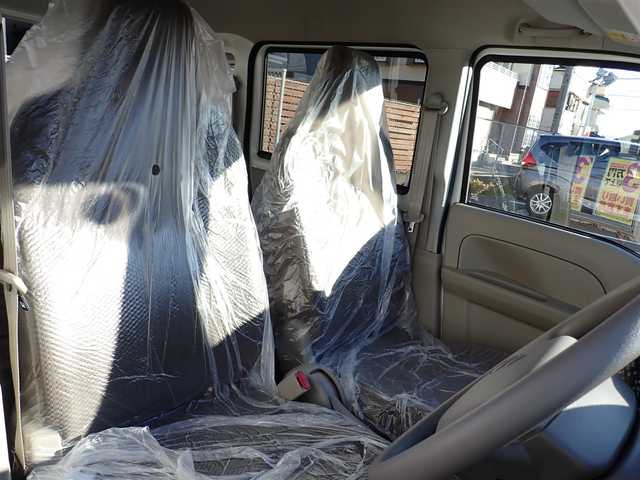 スズキ エブリイ PA リミテッド 千葉県 2025(令7)年 0.1千km スペリアホワイト ハロゲンヘッドライト/アイドリングストップ/横滑り防止装置/盗難防止装置/衝突軽減システム/後方コーナーセンサー/ABS/パワステ/パワーウィンドウ/エアバッグ/スマートキー/スペアキー