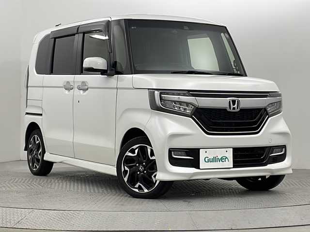 ホンダ Ｎ ＢＯＸ カスタム G L ターボ ホンダセンシング 新潟県 2018(平30)年 5.5万km プラチナホワイトパール ４WD/ホンダセンシング/SDナビ/　　CD/DVD/フルセグ/BT/AM/FM/SD/バックモニター/両側パワースライドドア/レーダークルーズコントロール/LEDオートライト/ハーフレザーシート/前席シートヒーター/純正アルミホイール付き/パドルシフト/アイドリングストップ/前方ドライブレコーダー/ステアリングスイッチ/スペアキー/スマートキー/ETC