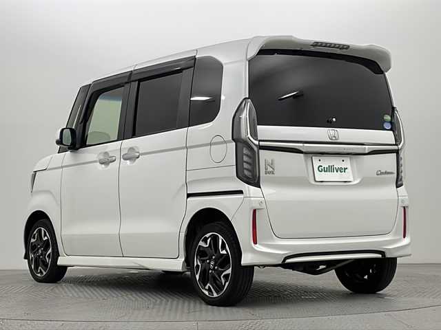 ホンダ Ｎ ＢＯＸ カスタム G L ターボ ホンダセンシング 新潟県 2018(平30)年 5.5万km プラチナホワイトパール ４WD/ホンダセンシング/SDナビ/　　CD/DVD/フルセグ/BT/AM/FM/SD/バックモニター/両側パワースライドドア/レーダークルーズコントロール/LEDオートライト/ハーフレザーシート/前席シートヒーター/純正アルミホイール付き/パドルシフト/アイドリングストップ/前方ドライブレコーダー/ステアリングスイッチ/スペアキー/スマートキー/ETC