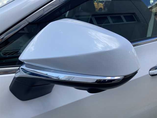 レクサス ＮＸ 350h バージョンL 静岡県 2023(令5)年 0.9万km ソニッククォーツ Lexus Safety System＋/Lexus Teammate Advanced Park（リモート機能付）/純正14インチコネクティッドナビ/　AM FM CD DVD Bluetooth USB AppleCarPlay AndroidAuto/フルセグTV/ビルトインETC2.0/フロント/サイド/バックモニター/社外前後方ドライブレコーダー/三眼フルLEDヘッドランプ/レクサスコミュニケーションサウンド/レーダークルーズコントロール/e-ラッチ/レクサスクライメントコンシェルジュ/・運転席・助手席独立温度調整オートエアコン/・シートヒーター/シートベンチレーション/・ステアリングヒーター/ハンズフリーパワーバックドア/純正20インチアルミホイール/スマートキー2本/ワンオーナー/4WD/ブラックレザーシート/後席6：4分割可倒式シート(電動格納機能付)