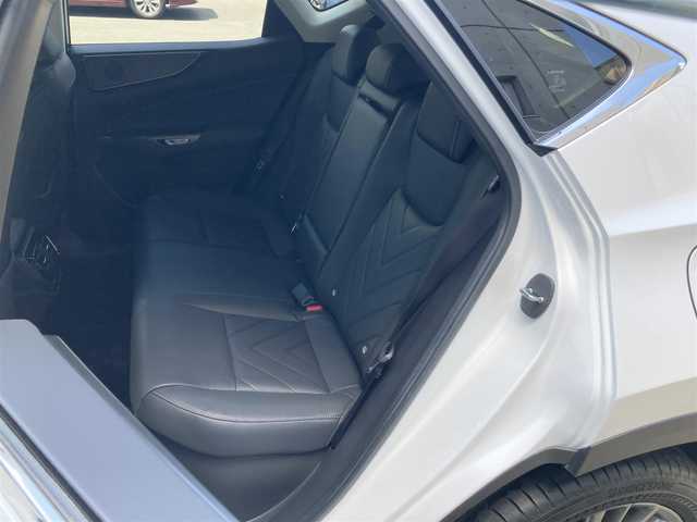 レクサス ＮＸ 350h バージョンL 静岡県 2023(令5)年 0.9万km ソニッククォーツ Lexus Safety System＋/Lexus Teammate Advanced Park（リモート機能付）/純正14インチコネクティッドナビ/　AM FM CD DVD Bluetooth USB AppleCarPlay AndroidAuto/フルセグTV/ビルトインETC2.0/フロント/サイド/バックモニター/社外前後方ドライブレコーダー/三眼フルLEDヘッドランプ/レクサスコミュニケーションサウンド/レーダークルーズコントロール/e-ラッチ/レクサスクライメントコンシェルジュ/・運転席・助手席独立温度調整オートエアコン/・シートヒーター/シートベンチレーション/・ステアリングヒーター/ハンズフリーパワーバックドア/純正20インチアルミホイール/スマートキー2本/ワンオーナー/4WD/ブラックレザーシート/後席6：4分割可倒式シート(電動格納機能付)