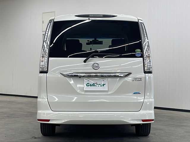 日産 セレナ ハイウェイスター Vセレ +Safty 長崎県 2014(平26)年 7万km ブリリアントホワイトパール カロッツェリア８インチナビ（ＡＶＩＣ－ＣＬ９１０）/（フルセグテレビ/CD/ＤＶＤ/Bluetooth）/バックカメラ/クルーズコントロール/両側パワースライドドア/衝突軽減ブレーキ/横滑り防止装置/ETC/ドライブレコーダー/社外15インチアルミホイール/純正フロアマット/レーンディパーチャーアラート/シートバックテーブル/リアサンシェード/フォグライト/黒革ハンドル/電動ウィンカーミラー/電動格納ミラー/ドアバイザー/プッシュスタート