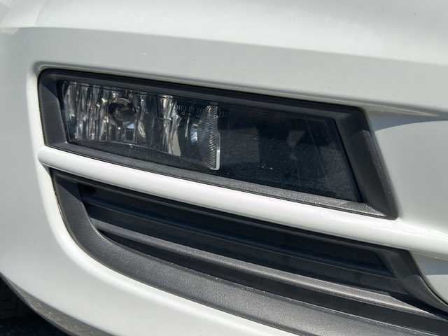 フォルクスワーゲン ゴルフ TSI コンフォートライン BM 埼玉県 2014(平26)年 12.9万km パール ワンセグテレビ/バックカメラ/ETC/運転席エアバッグ	/助手席エアバッグ	/サイドエアバッグ	/ABS(アンチロックブレーキ)/ブレーキアシスト/EBD（電子制動力配分装置）/盗難防止システム/エアコン	フルオート/パワーウィンドウ	/集中ドアロック	/ステアリングテレスコピック機構	/ステアリングチルト機構/本革巻きステアリング/分割可倒式リアシート/UVカットガラス