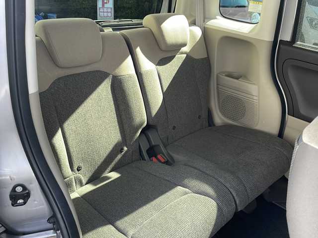 ホンダ Ｎ ＢＯＸ G L ホンダセンシング 兵庫県 2018(平30)年 3.6万km ルナシルバーM HondaSENSING（衝突被害軽減システム）/社外SDナビ/ Bluetooth/USB/iPod/DVD/AM/FM/バックカメラ/純正ビルトインETC/ワンセグテレビ（走行中視聴可能）/片側パワースライドドア/ベンチシート/フルフラットシート/アイドリングストップ/アダプティブクルーズコントロール/アンチロック・ブレーキ・システム/レーンキープアシスト/後方コーナーセンサー/盗難防止装置/横滑り防止装置/純正フロアマット/スマートキー/エアバッグ（W）/オートマチックハイビーム/パワーステアリング/パワーウィンドウ/保証書/取扱説明書