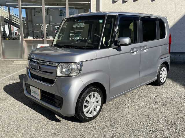 ホンダ Ｎ ＢＯＸ G L ホンダセンシング 兵庫県 2018(平30)年 3.6万km ルナシルバーM HondaSENSING（衝突被害軽減システム）/社外SDナビ/ Bluetooth/USB/iPod/DVD/AM/FM/バックカメラ/純正ビルトインETC/ワンセグテレビ（走行中視聴可能）/片側パワースライドドア/ベンチシート/フルフラットシート/アイドリングストップ/アダプティブクルーズコントロール/アンチロック・ブレーキ・システム/レーンキープアシスト/後方コーナーセンサー/盗難防止装置/横滑り防止装置/純正フロアマット/スマートキー/エアバッグ（W）/オートマチックハイビーム/パワーステアリング/パワーウィンドウ/保証書/取扱説明書