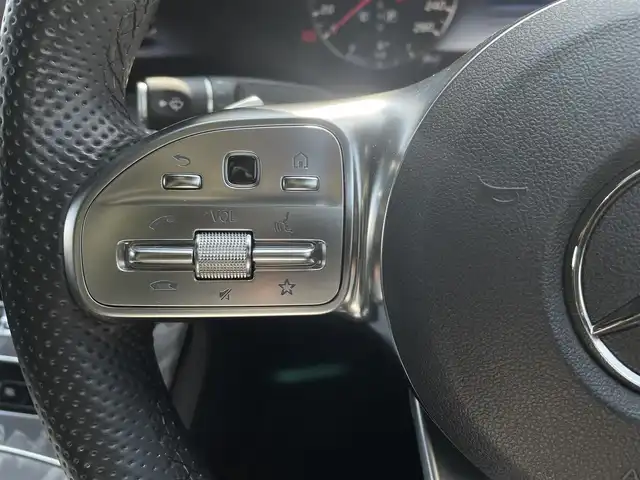 メルセデス・ベンツ ＣＬＳ４５０ 4マチック スポーツ 東京都 2018(平30)年 4.1万km ダイヤモンドホワイト エクスクルーシブパッケージ/サンルーフ/Burmesterサウンド/360°カメラ/ヘッドアップディスプレイ/アダプティブクルーズコントロール/純正ナビ/Bluetooth/フルセグTV/Apple Car Play/ESP/アクティブブレーキアシスト/レーンキープアシスト/パークアシスト/エアサス/D/N席パワーシート（メモリ機能付）/全席シートヒーター/D/N席シートベンチレーション/パワーバックドア/パドルシフト/パヒュームアトマイザー/ETC2.0/ブラックレザーシート