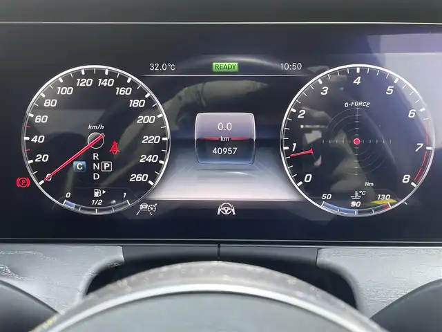 メルセデス・ベンツ ＣＬＳ４５０ 4マチック スポーツ 東京都 2018(平30)年 4.1万km ダイヤモンドホワイト エクスクルーシブパッケージ/サンルーフ/Burmesterサウンド/360°カメラ/ヘッドアップディスプレイ/アダプティブクルーズコントロール/純正ナビ/Bluetooth/フルセグTV/Apple Car Play/ESP/アクティブブレーキアシスト/レーンキープアシスト/パークアシスト/エアサス/D/N席パワーシート（メモリ機能付）/全席シートヒーター/D/N席シートベンチレーション/パワーバックドア/パドルシフト/パヒュームアトマイザー/ETC2.0/ブラックレザーシート