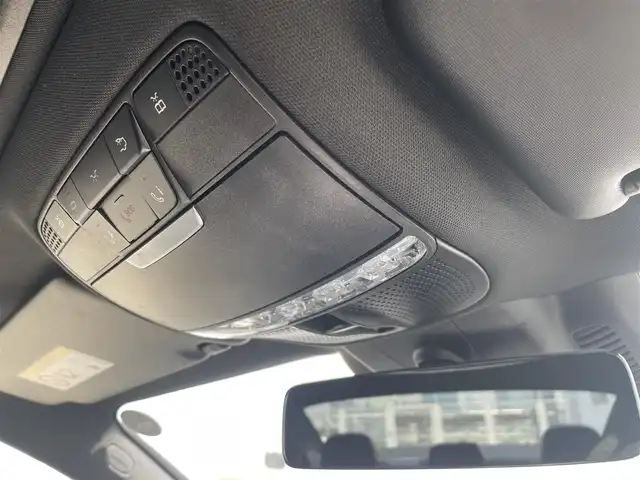 メルセデス・ベンツ ＣＬＳ４５０ 4マチック スポーツ 東京都 2018(平30)年 4.1万km ダイヤモンドホワイト エクスクルーシブパッケージ/サンルーフ/Burmesterサウンド/360°カメラ/ヘッドアップディスプレイ/アダプティブクルーズコントロール/純正ナビ/Bluetooth/フルセグTV/Apple Car Play/ESP/アクティブブレーキアシスト/レーンキープアシスト/パークアシスト/エアサス/D/N席パワーシート（メモリ機能付）/全席シートヒーター/D/N席シートベンチレーション/パワーバックドア/パドルシフト/パヒュームアトマイザー/ETC2.0/ブラックレザーシート
