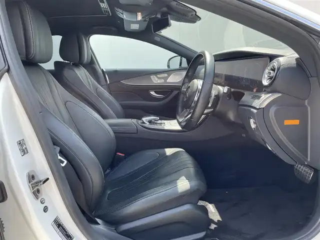メルセデス・ベンツ ＣＬＳ４５０ 4マチック スポーツ 東京都 2018(平30)年 4.1万km ダイヤモンドホワイト エクスクルーシブパッケージ/サンルーフ/Burmesterサウンド/360°カメラ/ヘッドアップディスプレイ/アダプティブクルーズコントロール/純正ナビ/Bluetooth/フルセグTV/Apple Car Play/ESP/アクティブブレーキアシスト/レーンキープアシスト/パークアシスト/エアサス/D/N席パワーシート（メモリ機能付）/全席シートヒーター/D/N席シートベンチレーション/パワーバックドア/パドルシフト/パヒュームアトマイザー/ETC2.0/ブラックレザーシート