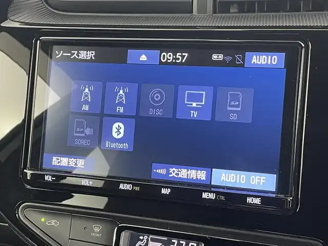 トヨタ アクア クロスオーバー グラム 埼玉県 2018(平30)年 4.4万km ホワイトパールクリスタルシャイン 純正9インチナビ Bluetooth フルセグTV バックカメラ ハーフレザーシート オートハイビーム コーナーセンサー 衝突軽減ブレーキ スマートキー ルーフレール ドライブレコーダー ETC