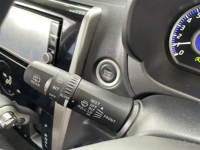 日産 デイズ ハイウェイスターX 三重県 2018(平30)年 6.2万km ホワイトパール 登録時61411km/禁煙車/純正ナビ/（AM/FM/TV/Bluetooth）/フルセグTV/アラウンドビューモニター/アイドリングストップ/純正ドライブレコーダー/プッシュスタート/衝突軽減システム/スペアキー