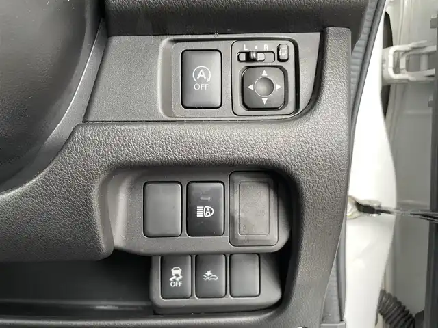 日産 デイズ ハイウェイスターX 三重県 2018(平30)年 6.2万km ホワイトパール 登録時61411km/禁煙車/純正ナビ/（AM/FM/TV/Bluetooth）/フルセグTV/アラウンドビューモニター/アイドリングストップ/純正ドライブレコーダー/プッシュスタート/衝突軽減システム/スペアキー