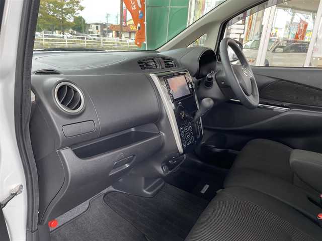 日産 デイズ ハイウェイスターX 三重県 2018(平30)年 6.2万km ホワイトパール 登録時61411km/禁煙車/純正ナビ/（AM/FM/TV/Bluetooth）/フルセグTV/アラウンドビューモニター/アイドリングストップ/純正ドライブレコーダー/プッシュスタート/衝突軽減システム/スペアキー