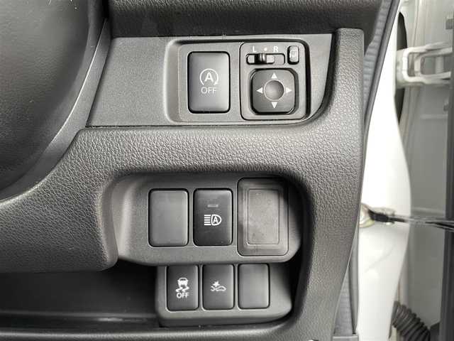 日産 デイズ ハイウェイスターX 三重県 2018(平30)年 6.2万km ホワイトパール 登録時61411km/禁煙車/純正ナビ/（AM/FM/TV/Bluetooth）/フルセグTV/アラウンドビューモニター/アイドリングストップ/純正ドライブレコーダー/プッシュスタート/衝突軽減システム/スペアキー