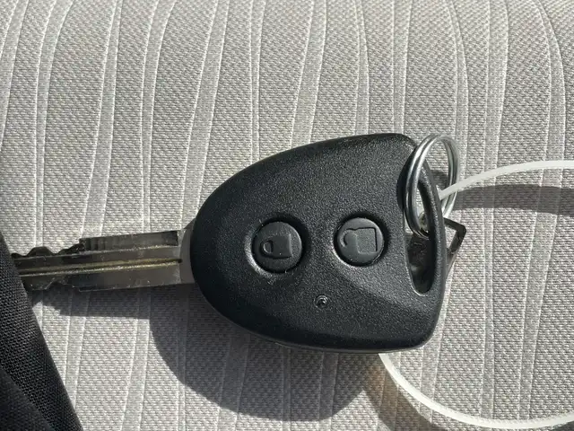 ダイハツ ミラ イース B SAⅢ 千葉県 2020(令2)年 4.6万km ホワイト ナビMDV-D207BT ETC AUX BT AHB CVT スマートアシスト エコアイドル セキュリティアラーム TRC