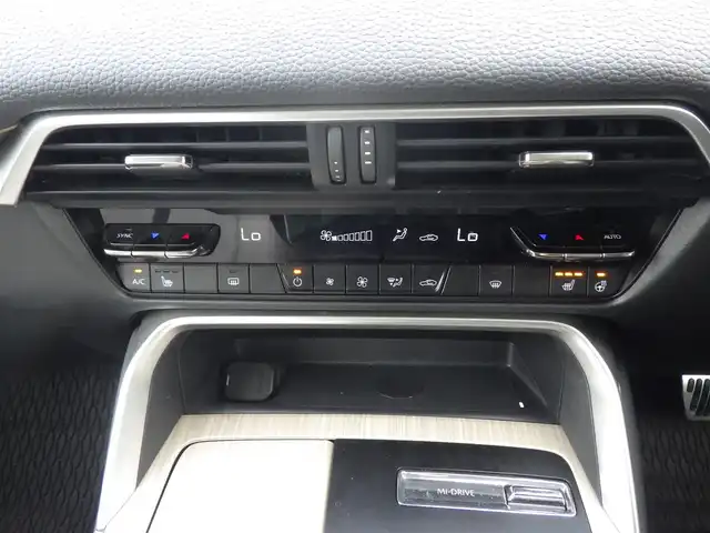 マツダ ＣＸ－６０ 25S Lパッケージ 千葉県 2023(令5)年 2.4万km マシーングレープレミアムM 235/50R20/i-ACTIVSENSE/・スマートブレーキサポート/・レーンキープ・アシスト・システム/・ブラインドスポットモニタリング/アクティブ・ドライビング・ディスプレイ/パワーバックドア/レザーシート/前席パワーシート/シートヒーター/純正SDナビ/地デジTV/【Bluetooth接続】/【Apple CarPlay　Android Auto対応】/360°ビュー・モニター/ワイヤレス充電/革巻きステアリング/ステアリングヒーター/ステアリングスイッチ/パドルシフト/ETC/LEDヘッドライト/ウインカーミラー/コーナーセンサー/純正20インチアルミホイル/サイド/カーテンエアバッグ/アドバンストキーレスエントリー