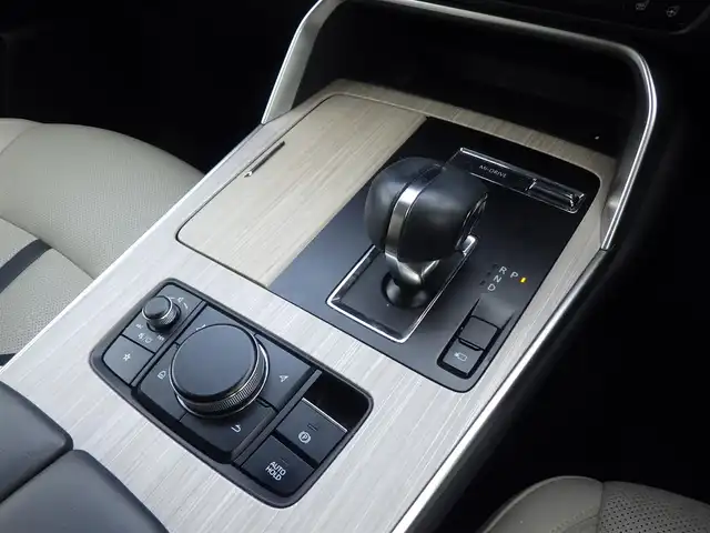 マツダ ＣＸ－６０ 25S Lパッケージ 千葉県 2023(令5)年 2.4万km マシーングレープレミアムM 235/50R20/i-ACTIVSENSE/・スマートブレーキサポート/・レーンキープ・アシスト・システム/・ブラインドスポットモニタリング/アクティブ・ドライビング・ディスプレイ/パワーバックドア/レザーシート/前席パワーシート/シートヒーター/純正SDナビ/地デジTV/【Bluetooth接続】/【Apple CarPlay　Android Auto対応】/360°ビュー・モニター/ワイヤレス充電/革巻きステアリング/ステアリングヒーター/ステアリングスイッチ/パドルシフト/ETC/LEDヘッドライト/ウインカーミラー/コーナーセンサー/純正20インチアルミホイル/サイド/カーテンエアバッグ/アドバンストキーレスエントリー