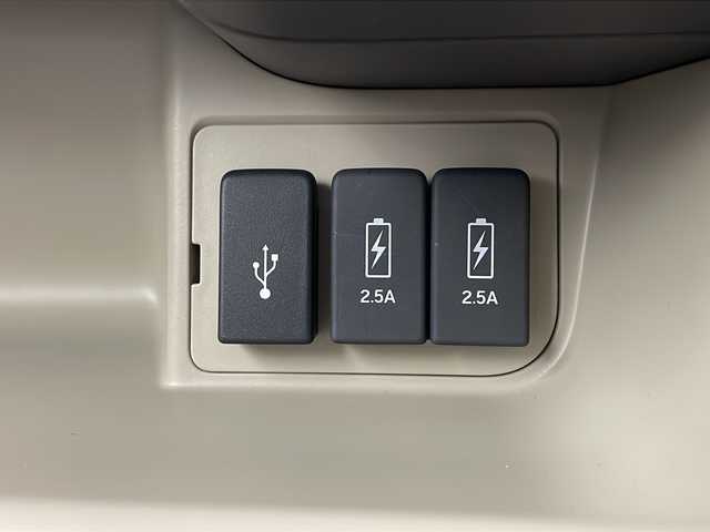 ホンダ Ｎ ＢＯＸ G EX ホンダセンシング 栃木県 2018(平30)年 5.5万km ブリティッシュグリーンP 禁煙車/ホンダセンシング/・衝突軽減ブレーキ/・誤発進抑制機能/・アダプティブクルーズコントロール/・車線維持支援システム/・路外逸脱抑制機能/・先行車発進お知らせ機能/・標識認識機能/純正ナビ/（CD/DVD/BT/TV/FM/AM/USB)/オートライト/オーエアコン/USB入力端子/両側パワースライドドア/スマートキー/プッシュスタート/ETC