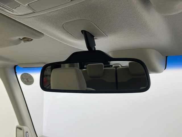 ホンダ Ｎ ＢＯＸ G EX ホンダセンシング 栃木県 2018(平30)年 5.5万km ブリティッシュグリーンP 禁煙車/ホンダセンシング/・衝突軽減ブレーキ/・誤発進抑制機能/・アダプティブクルーズコントロール/・車線維持支援システム/・路外逸脱抑制機能/・先行車発進お知らせ機能/・標識認識機能/純正ナビ/（CD/DVD/BT/TV/FM/AM/USB)/オートライト/オーエアコン/USB入力端子/両側パワースライドドア/スマートキー/プッシュスタート/ETC