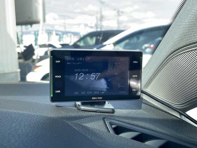 フォルクスワーゲン ゴルフ オールトラック TSI 4モーション 道北・旭川 2017(平29)年 8.6万km シルバー /4WD//禁煙車//純正ナビ CD/SD/DVD/BT/AUX/ワンセグ/USB//横滑り防止//革巻きステアリング//ハンドルヒーター//パドルシフト//ステアリングスイッチ//オートライト//LEDライト//フォグランプ//リアフォグランプ//ヘッドライトウォッシャー//前席シートヒーター//アイドリングストップ//ETC2.0//純正フロアマット//ドアバイザー//ルーフレール//ミラーウィンカー//電動格納ミラー//ドライブレコーダー//ホイール付き冬タイヤ積込