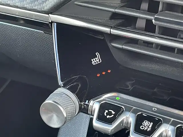 プジョー プジョー ２００８ GT 東京都 2021(令3)年 1.6万km パールⅡ ワンオーナー/純正ナビ/フルセグTV/ドラレコ付デジタルインナーミラー/Bカメラ/FOCALスピーカー/ETC/Apple Car Play/Andoroido Auto/ETC/ハーフレザー/シートヒーター/パーキングセンサー/ACC/BSM/レーンキープ