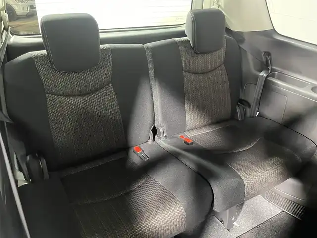 日産 セレナ ハイウェイスター Vセレ+SaftyⅡ 大阪府 2016(平28)年 5.9万km ブリリアントホワイトパール 純正ナビ（フルセグTV/DVD/CD/Bluetooth） 衝突軽減B レーンアシスト ３６０カメラ 両側パワースライドドア クルーズコントロール クリアランスソナー リアオートエアコン ETC ドラレコ LEDライト オートライト プッシュスタート スマートキー