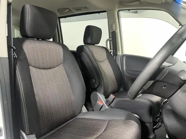 日産 セレナ ハイウェイスター Vセレ+SaftyⅡ 大阪府 2016(平28)年 5.9万km ブリリアントホワイトパール 純正ナビ（フルセグTV/DVD/CD/Bluetooth） 衝突軽減B レーンアシスト ３６０カメラ 両側パワースライドドア クルーズコントロール クリアランスソナー リアオートエアコン ETC ドラレコ LEDライト オートライト プッシュスタート スマートキー