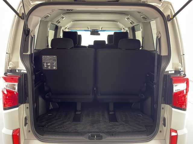 三菱 デリカＤ：５ G パワーパッケージ 宮崎県 2021(令3)年 3.6万km ウォームホワイトパール ワンオーナー/e-Assist/〇衝突軽減被害軽減ブレーキシステム（FCM)/〇車線逸脱警報システム（LDW）/〇レーダークルーズコントロールシステム（ACC)/〇オートマチックハイビーム（AHB）/〇誤発進抑制機能/純正10.1インチナビ/フルセグTV/CD/DVD/Bluetooth/HDMI/バックカメラ/両側パワースライドドア/パワーシート/シートヒーター/ステアリングヒーター/パドルシフト/電動リアゲート/純正18インチAW/LEDヘッドライト/アイドリングストップ/スマートキー×2/保証書/取扱説明書