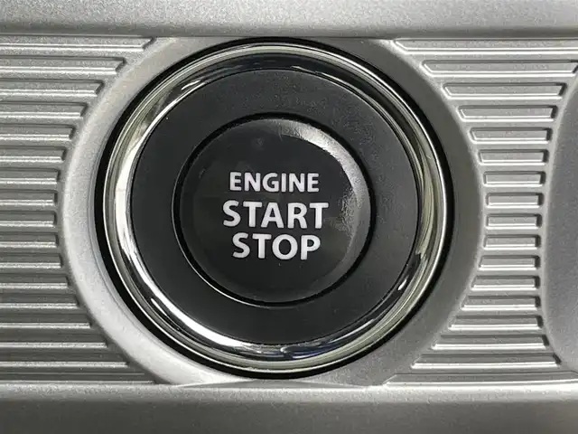 スズキ スペーシア ギア HYBRID XZ 千葉県 2020(令2)年 5万km クールカーキパールメタリック/ガンメタリック2トーン 禁煙車　/衝突軽減システム　/純正８型ナビ　/　　フルセグＴＶ　ＢＴ　ＣＤ　ＤＶＤ　/両側電動スライドドア　/ＥＴＣ　/シートヒーター　/車線逸脱警報　/コーナーセンサー　/追従クルーズコントロール　/ＬＥＤヘッドライト/プッシュスタート/スマートキー/ステアリングリモコン