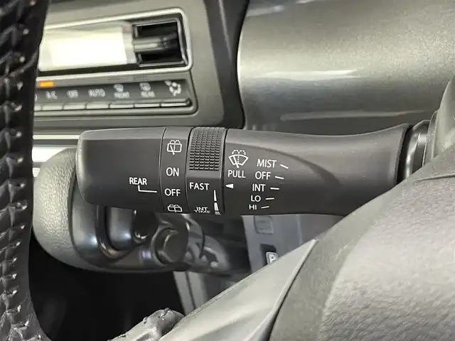 スズキ スペーシア ギア HYBRID XZ 千葉県 2020(令2)年 5万km クールカーキパールメタリック/ガンメタリック2トーン 禁煙車　/衝突軽減システム　/純正８型ナビ　/　　フルセグＴＶ　ＢＴ　ＣＤ　ＤＶＤ　/両側電動スライドドア　/ＥＴＣ　/シートヒーター　/車線逸脱警報　/コーナーセンサー　/追従クルーズコントロール　/ＬＥＤヘッドライト/プッシュスタート/スマートキー/ステアリングリモコン