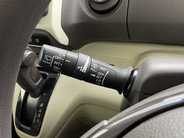 ホンダ Ｎ ＢＯＸ G L ホンダセンシング 愛知県 2019(令1)年 3.9万km モーニングミストブルーM /GathersディーラーOPナビ//AM/FM/CD/DVD/フルセグTV/iPod/SD/USB/BT/AUX//ビルトインETC//助手席側パワースライドドア//スマートキー&プッシュスタート//ステアリングスイッチ//オートクルーズコントロール//電動格納ウィンカーミラー//純正前方録画ドライブレコーダー//USB充電ポート2口//ルーフコンソール//LKA//PCS//TRC//後席ロールサンシェード//リヤコーナーセンサー//純正フロアマット//純正ドアバイザー