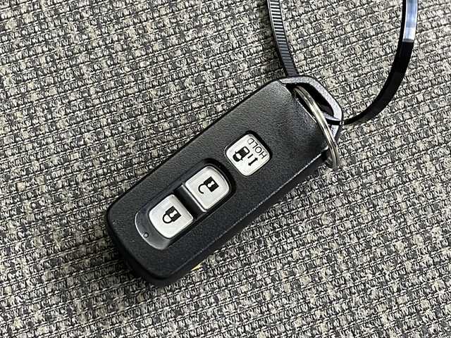 ホンダ Ｎ ＢＯＸ G L ホンダセンシング 愛知県 2019(令1)年 3.9万km モーニングミストブルーM /GathersディーラーOPナビ//AM/FM/CD/DVD/フルセグTV/iPod/SD/USB/BT/AUX//ビルトインETC//助手席側パワースライドドア//スマートキー&プッシュスタート//ステアリングスイッチ//オートクルーズコントロール//電動格納ウィンカーミラー//純正前方録画ドライブレコーダー//USB充電ポート2口//ルーフコンソール//LKA//PCS//TRC//後席ロールサンシェード//リヤコーナーセンサー//純正フロアマット//純正ドアバイザー