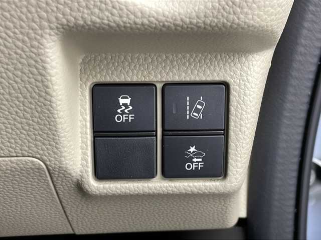 ホンダ Ｎ ＢＯＸ G L ホンダセンシング 愛知県 2019(令1)年 3.9万km モーニングミストブルーM /GathersディーラーOPナビ//AM/FM/CD/DVD/フルセグTV/iPod/SD/USB/BT/AUX//ビルトインETC//助手席側パワースライドドア//スマートキー&プッシュスタート//ステアリングスイッチ//オートクルーズコントロール//電動格納ウィンカーミラー//純正前方録画ドライブレコーダー//USB充電ポート2口//ルーフコンソール//LKA//PCS//TRC//後席ロールサンシェード//リヤコーナーセンサー//純正フロアマット//純正ドアバイザー