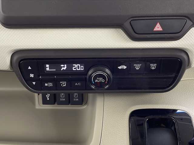 ホンダ Ｎ ＢＯＸ G L ホンダセンシング 愛知県 2019(令1)年 3.9万km モーニングミストブルーM /GathersディーラーOPナビ//AM/FM/CD/DVD/フルセグTV/iPod/SD/USB/BT/AUX//ビルトインETC//助手席側パワースライドドア//スマートキー&プッシュスタート//ステアリングスイッチ//オートクルーズコントロール//電動格納ウィンカーミラー//純正前方録画ドライブレコーダー//USB充電ポート2口//ルーフコンソール//LKA//PCS//TRC//後席ロールサンシェード//リヤコーナーセンサー//純正フロアマット//純正ドアバイザー